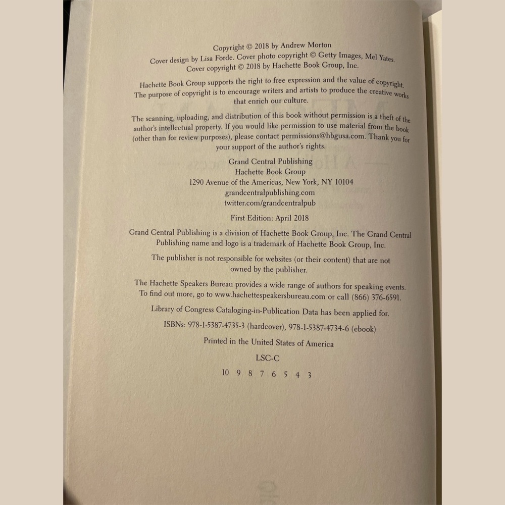 1stEd 1stPrint Meghan:A Hollywood Princess - Picture 6 of 6